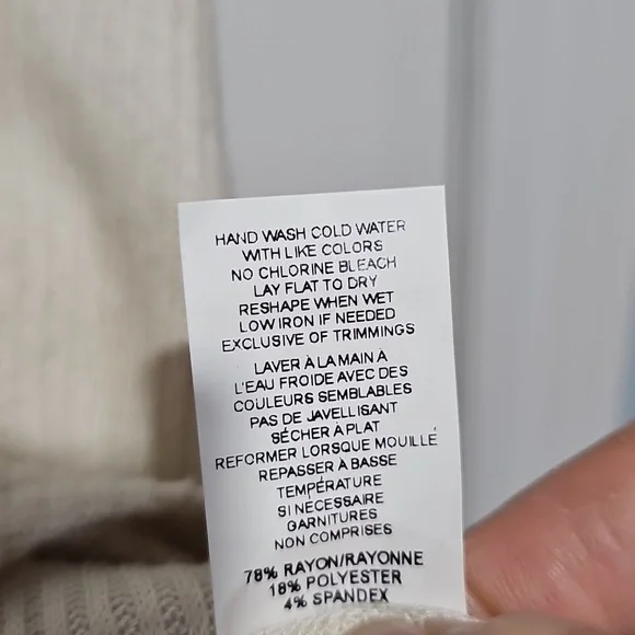 Ivy Rose Top 🌹 - Picture 4 of 4